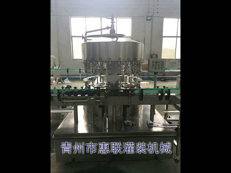 果酒灌装机 果酒灌装机