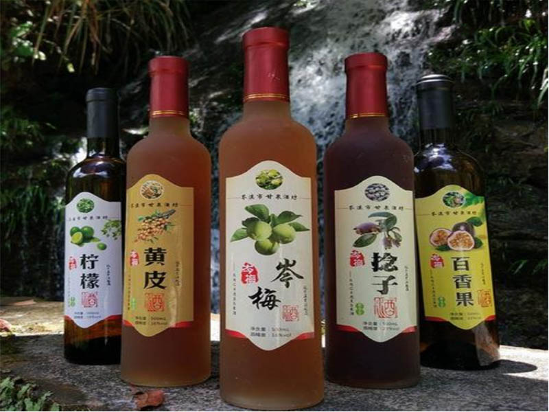 果酒灌装机 果酒灌装机