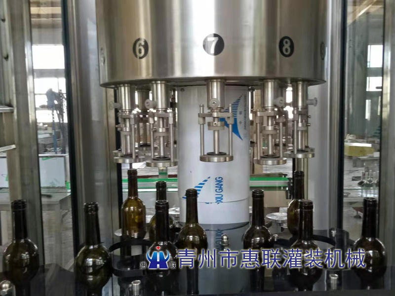 白酒定量式灌装机 白酒定量式灌装机