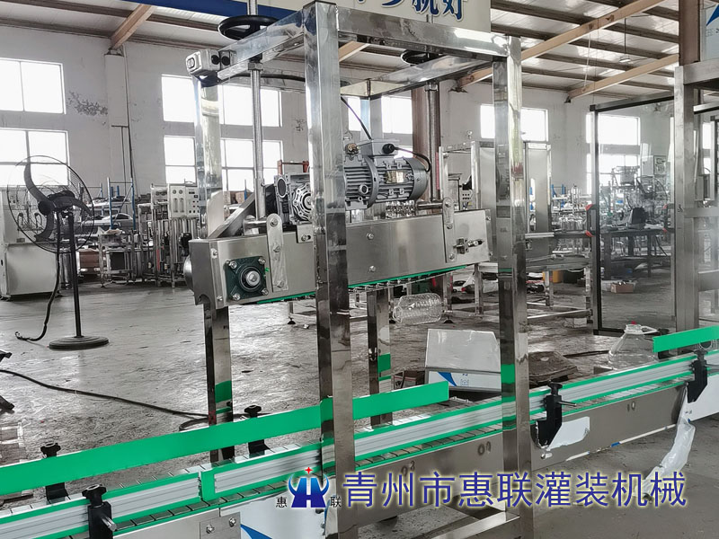灌装生产线配套自动理盖压盖机 灌装生产线配套自动理盖压盖机